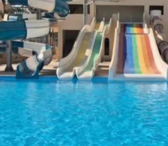 Apartment لاسيرينا بالم بيتش للعائلات Ain Sukhna